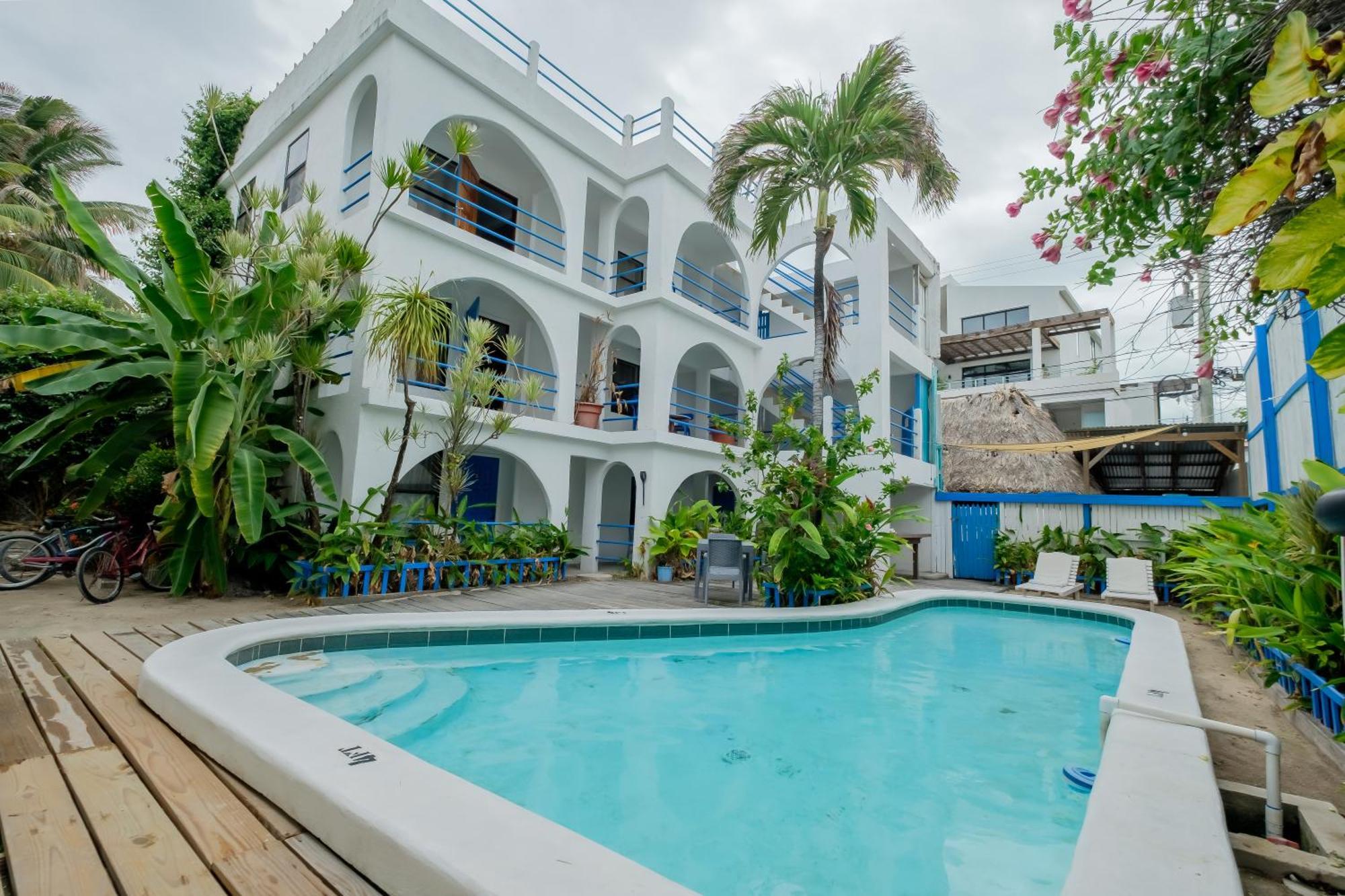 Seven Seas Resort San Pedro  Exterior foto
